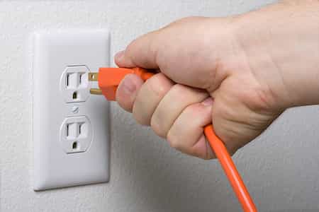 unplug by plug